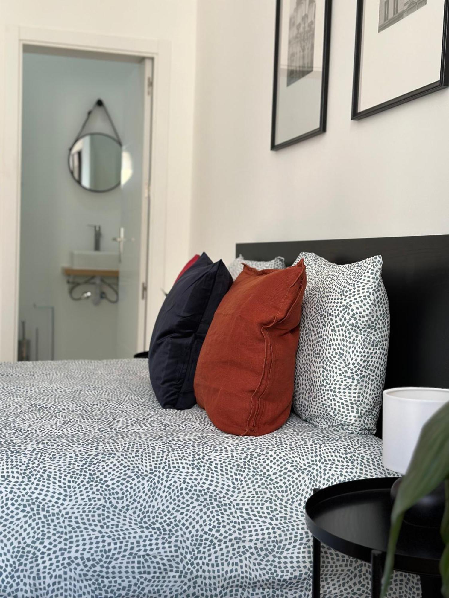 Baixa Chiado Bedrooms Lisbon Bagian luar foto